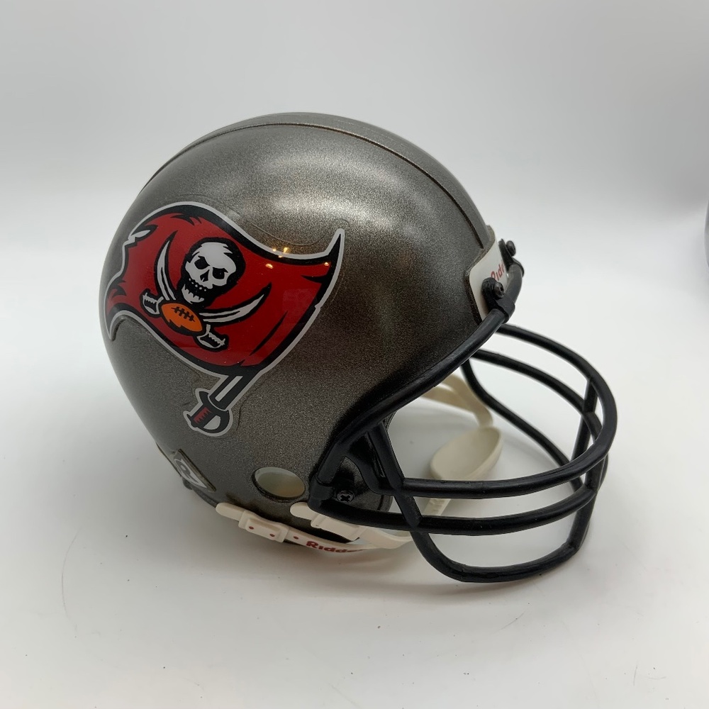 Vintage Riddell Tampa Bay Buccaneers Mini Football Helmet 2 7/8 1995